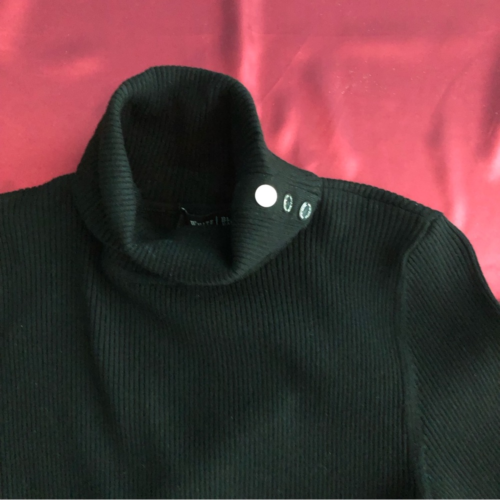White House Black Market (WHBM) Black Button Detail Turtleneck Sweater - Picture 4 of 9